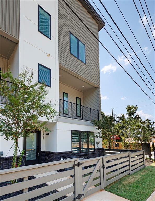 Building Photo - 1540 Millwood Pl