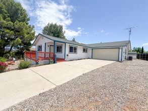Building Photo - 2065 Cayuse Trail