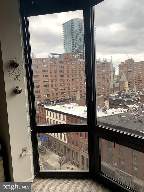 Building Photo - 2018 Walnut St