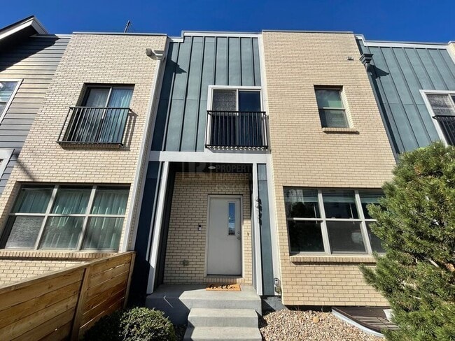 Photo - 4411 E Jewell Ave Townhome