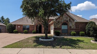 Building Photo - 4210 Bluffview Dr
