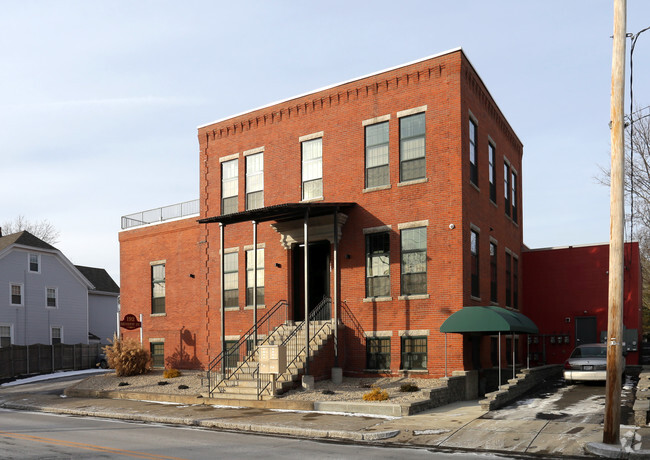 Building Photo - 192 Benefit St