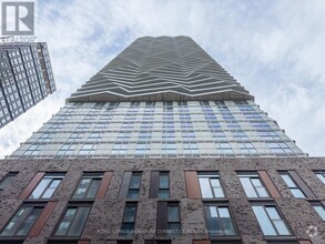 Building Photo - 100-100 Dalhousie St