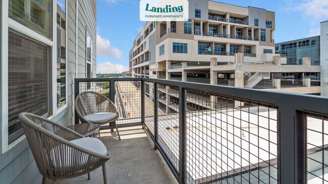 Foto del edificio - 8110 Park Ln