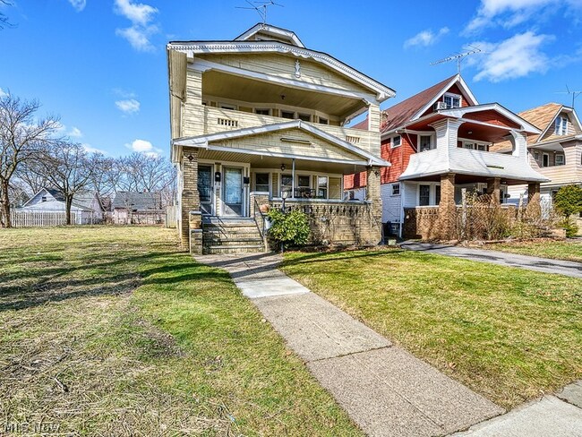 Building Photo - 3654 Hildana Rd