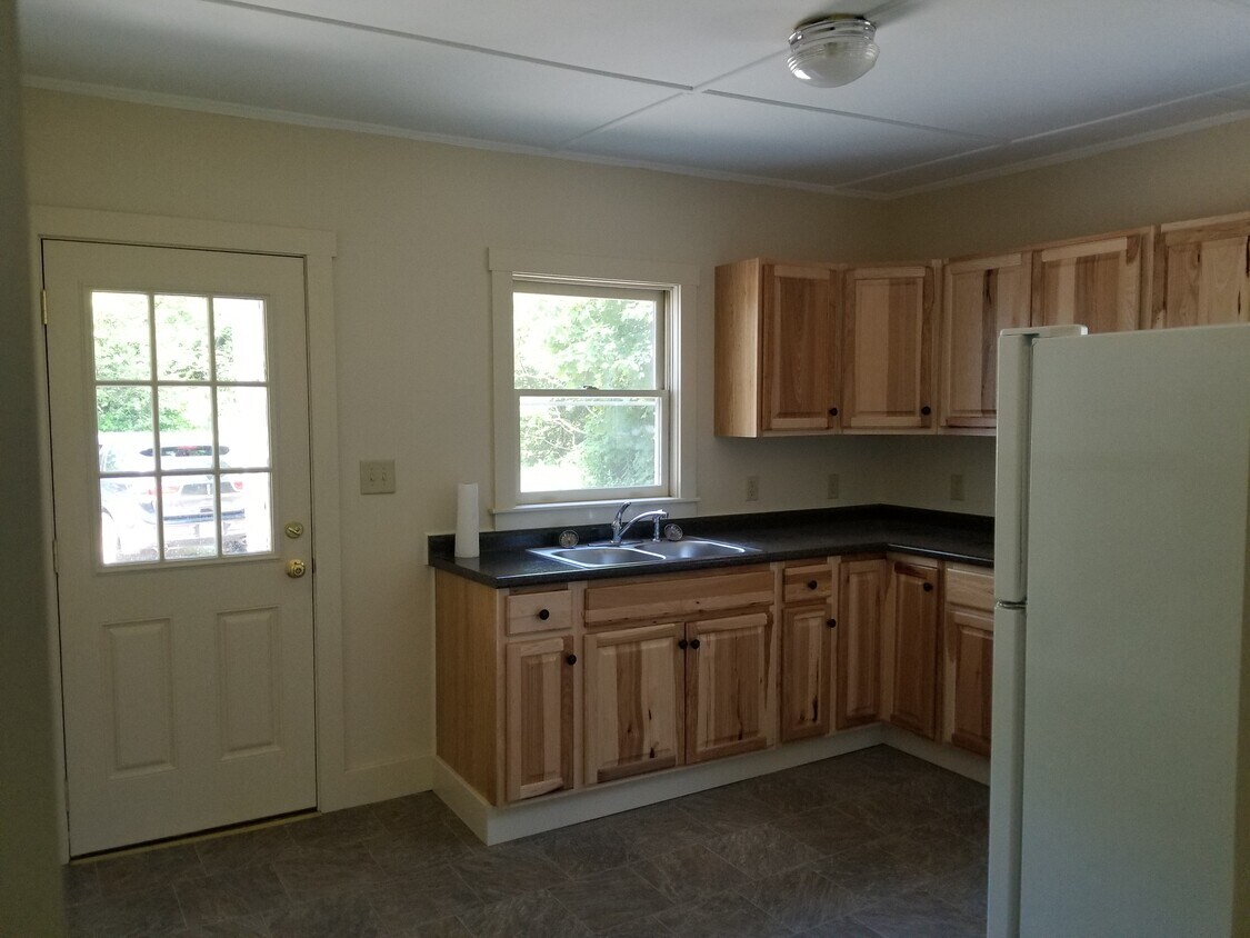 Anímate a hacer un picnic con tu familia y amigos en Degrassi Park, en Lido Isle. - 353 N State St