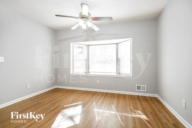 Building Photo - 334 Spring Ridge Dr