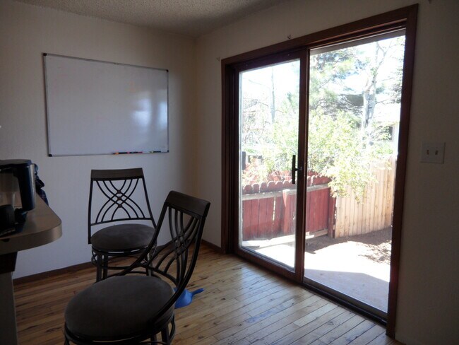 Building Photo - 4321 Crow Dr