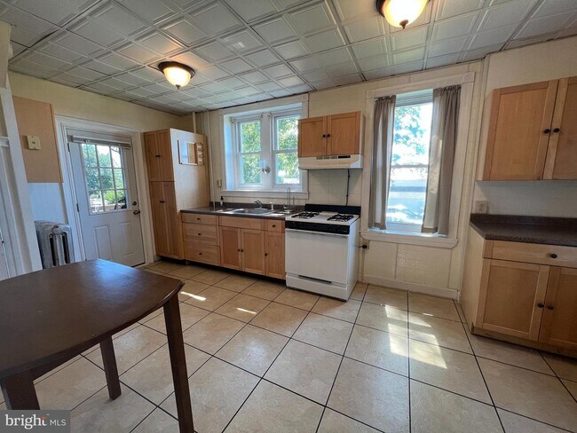 Foto del edificio - 631 Main St