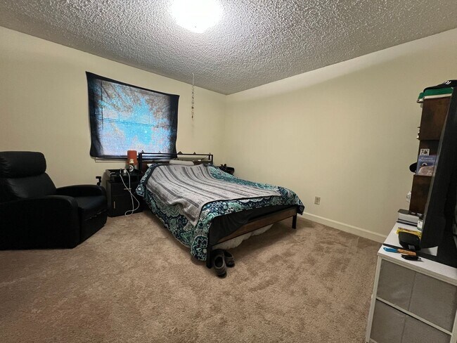 Foto del edificio - Spacious 2 Bedroom Condo Near Downtown Athens & UGA