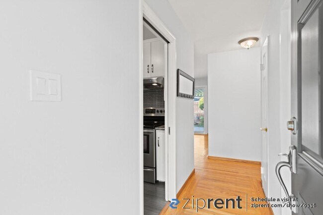 Foto del edificio - 2093 Pruneridge Ave