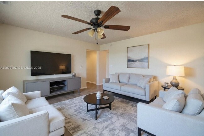 Foto del edificio - 1891 SW 81st Ave