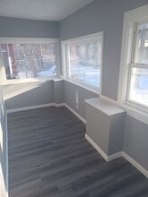 Building Photo - 2462 26th St SW