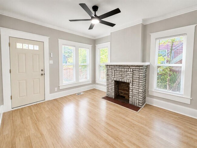 Foto del edificio - 514 E 38th St