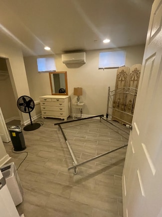 Building Photo - 5446 C St SE