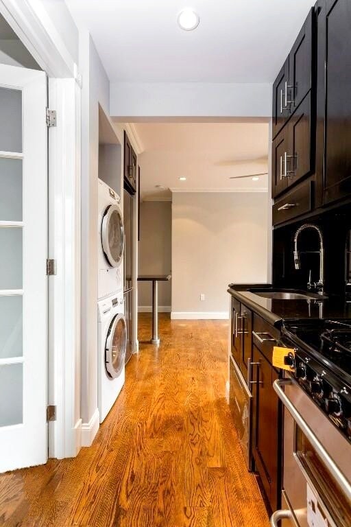 Kitchen - 396 E 10th St