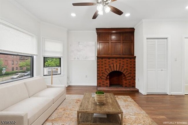 Foto del edificio - 350 Arlington Ave