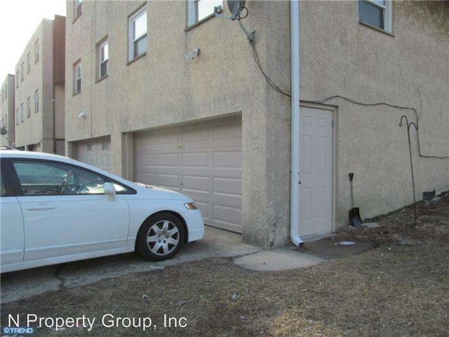 Building Photo - 2400 W Township Line Rd