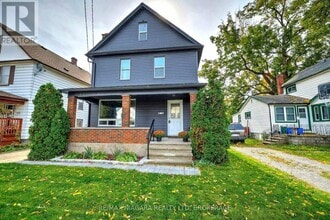 Building Photo - 253 Dufferin St
