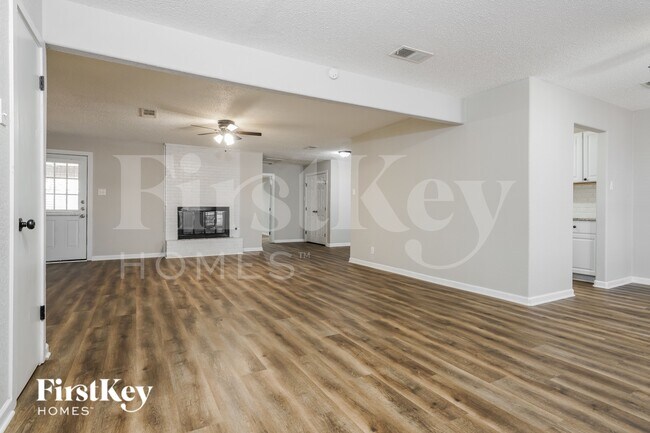 Foto del edificio - 800 W Cheryl Ave