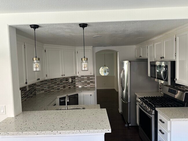 Foto del edificio - 542 Mill River Ln