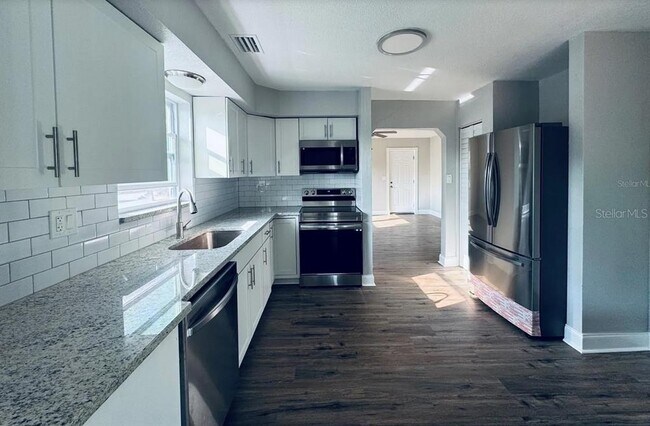 Foto del edificio - 1409 Franklin St