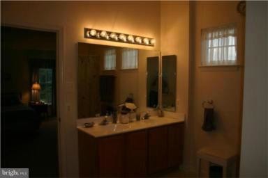 Foto del edificio - 217 Olde Beau Ct