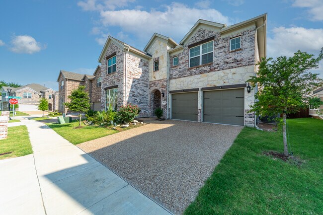 Foto del edificio - 505 Stone Oak Ln