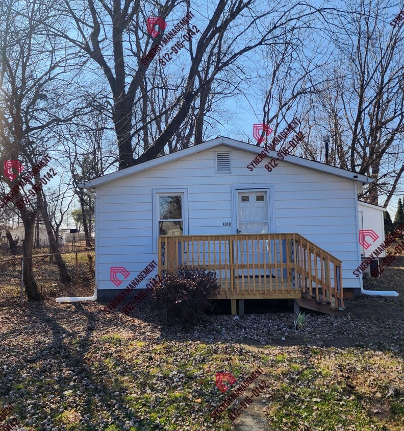 1010 Stewart Ave, Henderson, KY 42420 House Rental in Henderson, KY