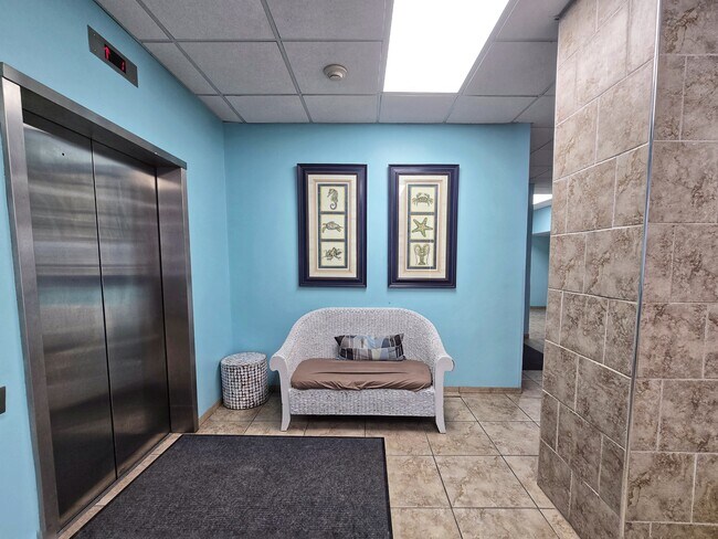 Foto del edificio - 7310 Seawall Blvd