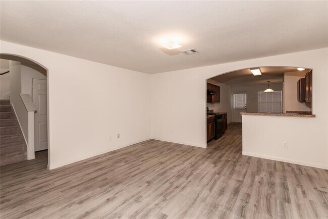 Building Photo - 5742 Post Oak Manor Dr