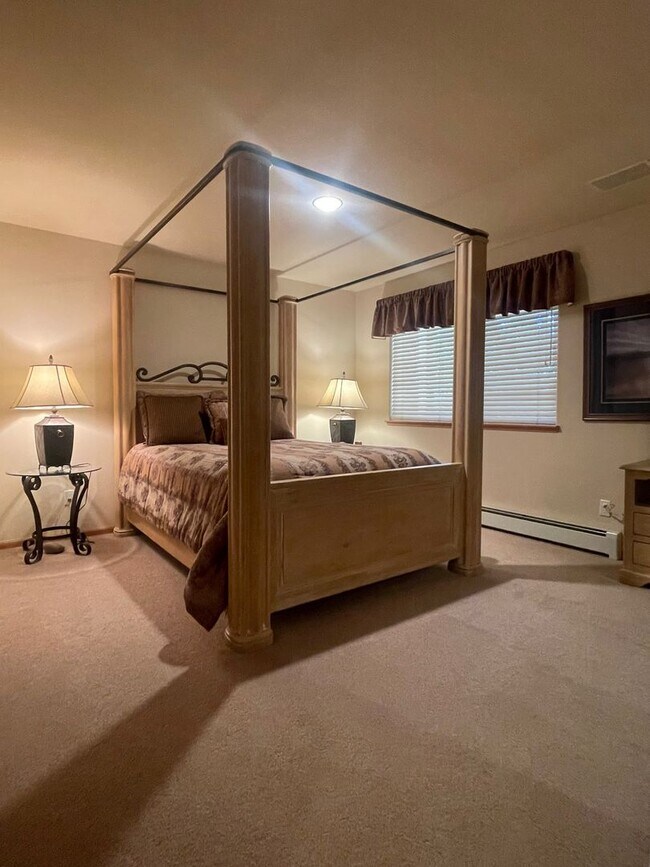 Foto del edificio - Low Elevation Home