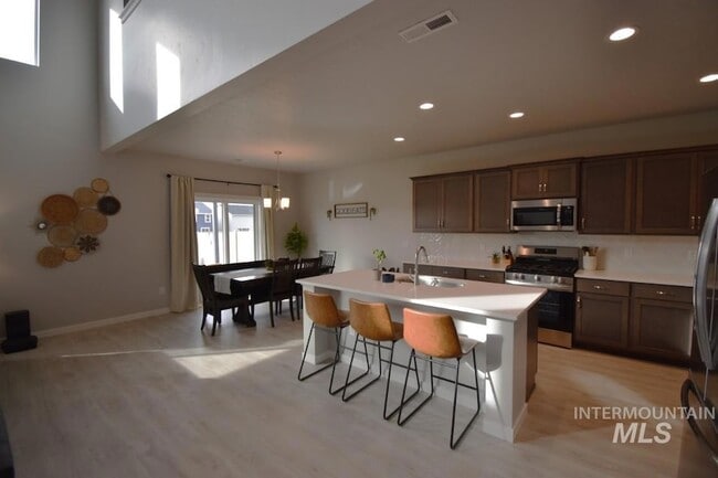 Building Photo - 19241 Red Eagle Wy