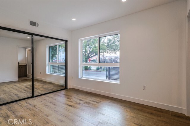 Foto del edificio - 1404 Sycamore Ave