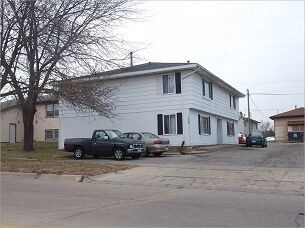 Primary Photo - 775 Robins Rd