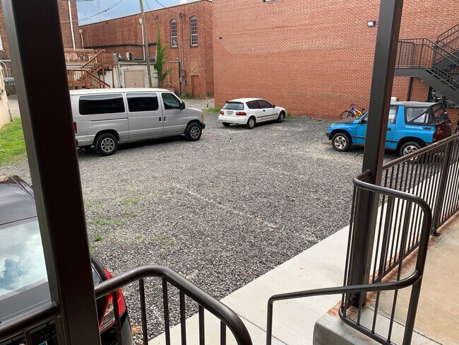 Foto del edificio - 240 1st St NE