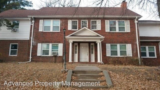 Primary Photo - 1704 Fairview Ave