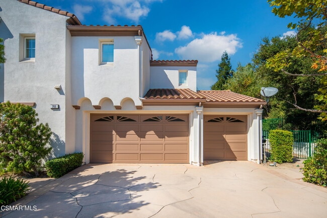 Foto del edificio - 765 Coral Ridge Ct