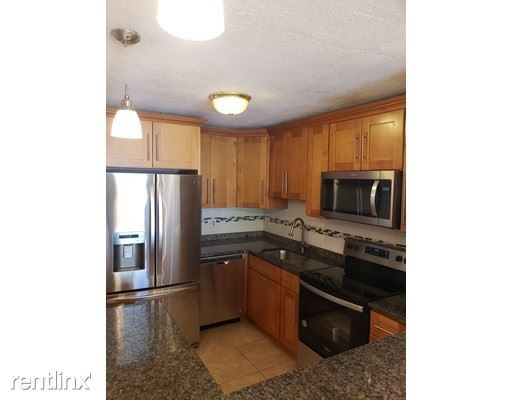 Building Photo - 655 Saw Mill Brook Pkwy