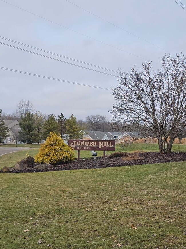 Foto del edificio - Beautiful 2 Bedroom Juniper Hills Condo For Rent