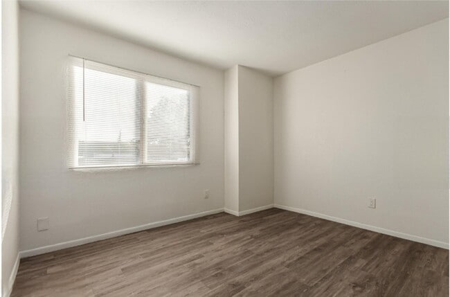 Photo - 4523 E Wood St Townhome