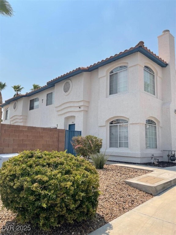 Foto principal - 901 Angel Star Ln
