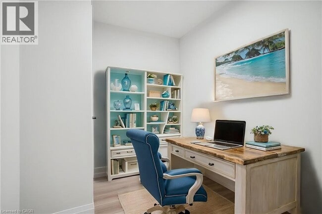 Building Photo - 153 Wilson St W