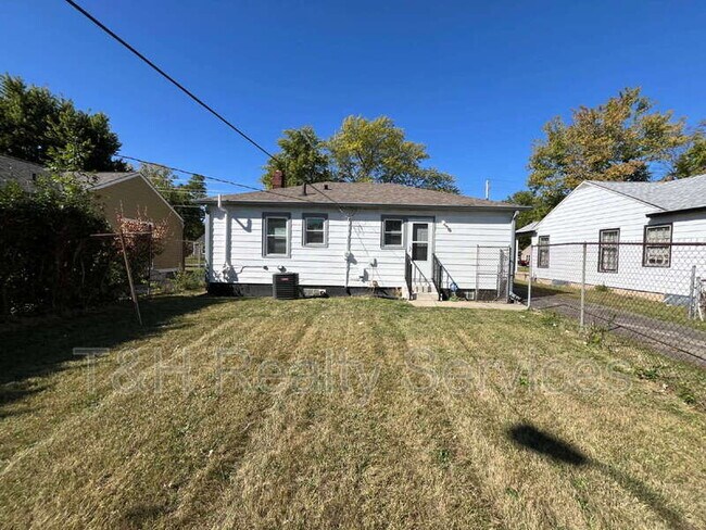 Foto del edificio - 3425 Adams St