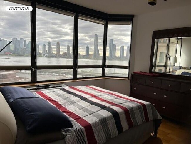 Foto del edificio - 630 1st Ave