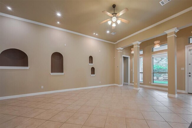 Foto del edificio - 1830 Cambria Ln
