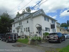 Building Photo - 510 S State St