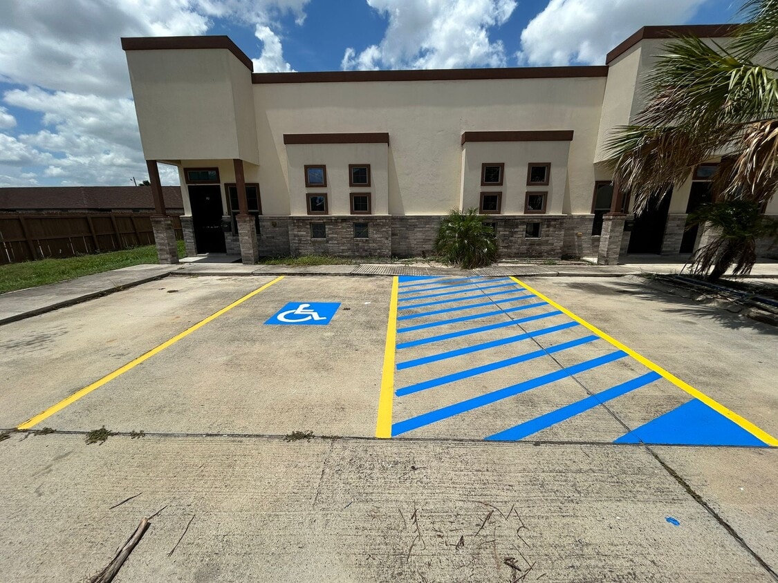 Primary Photo - Rebeca Apartments