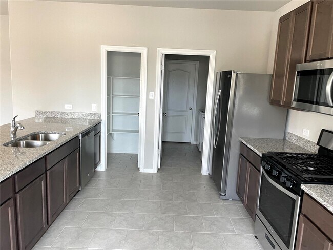 Foto del edificio - 19831 Redbay Fir Ct