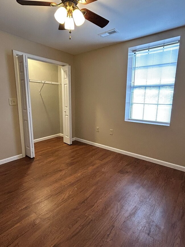 Foto del edificio - Jefferson Commons Apartments